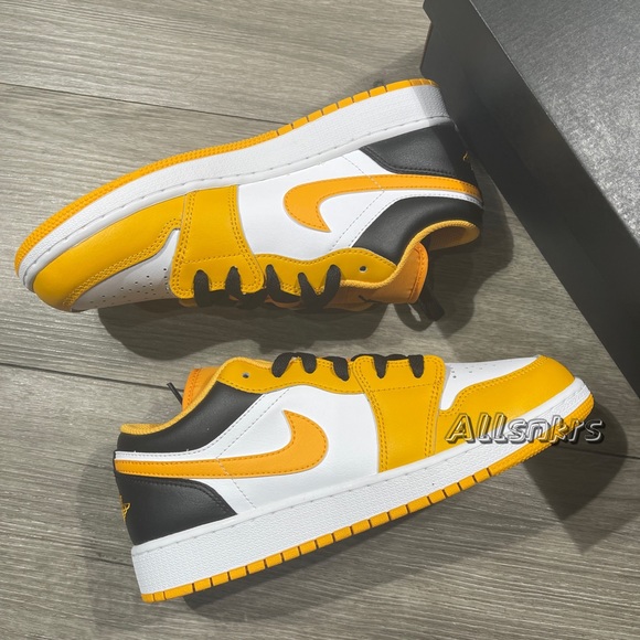 Air Jordan 1 Low GS TAXI 🚕 Shoes Sneakers - Picture 8 of 10